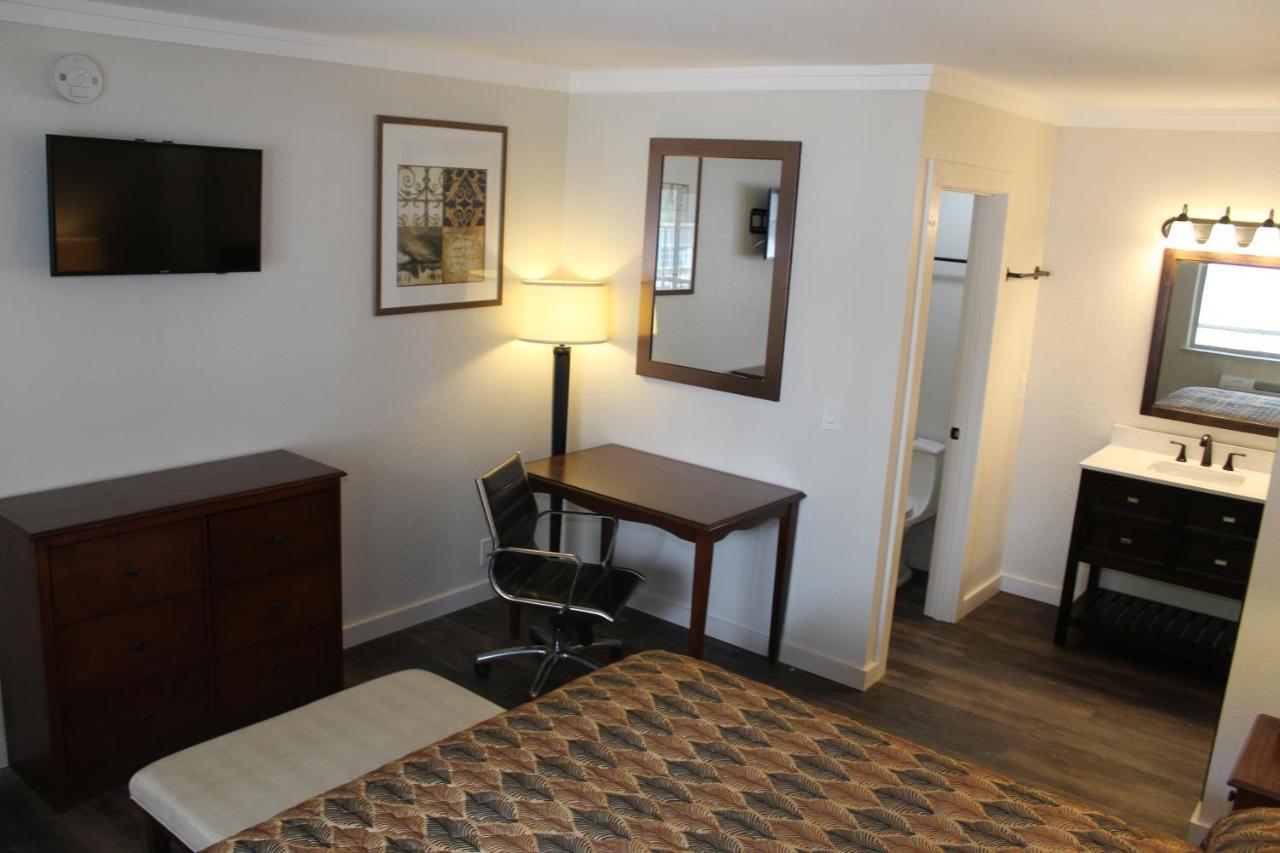 The Northern Inn Redway Extérieur photo