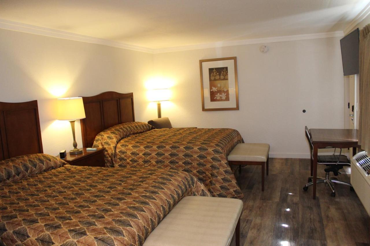 The Northern Inn Redway Extérieur photo
