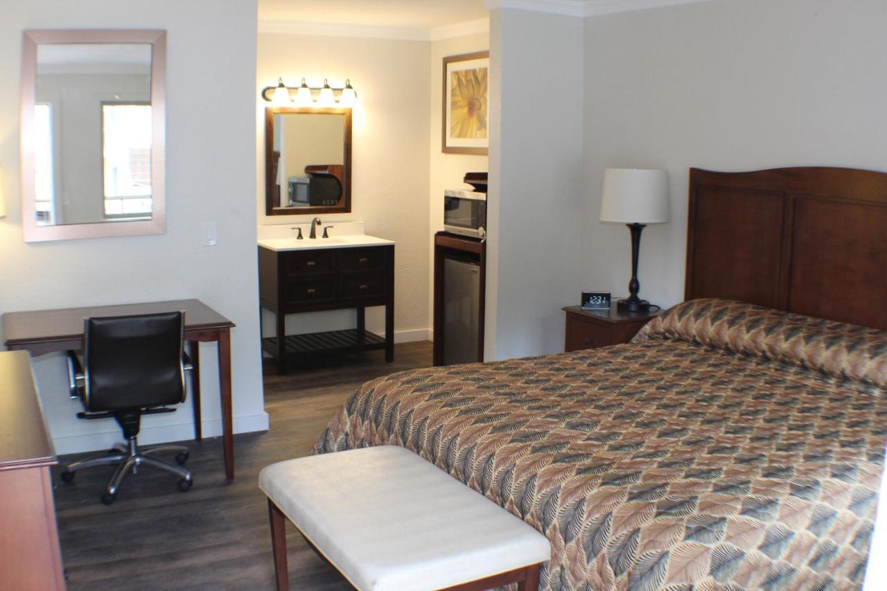 The Northern Inn Redway Extérieur photo